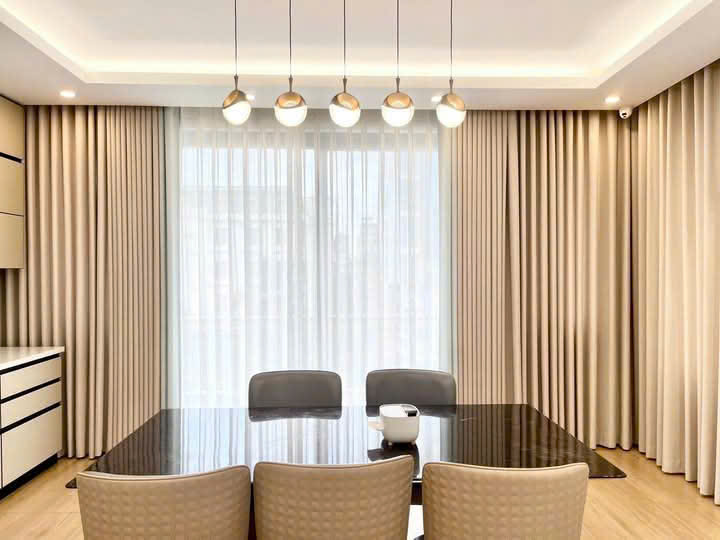 lắp đặt màn cửa tại nhà Tân Bình