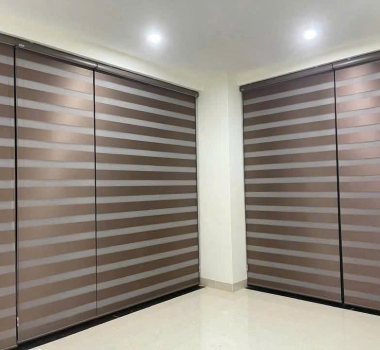 MÀN CẦU VỒNG CHO CĂN HỘ GIA ĐÌNH
